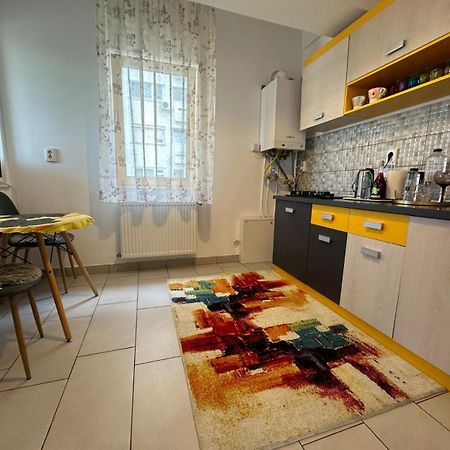 Apartamento Downtown "Rendez-Vous" Luxury Bacău Exterior foto
