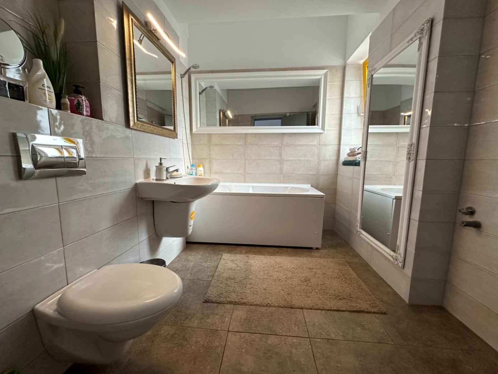 Apartamento Downtown "Rendez-Vous" Luxury Bacău Exterior foto