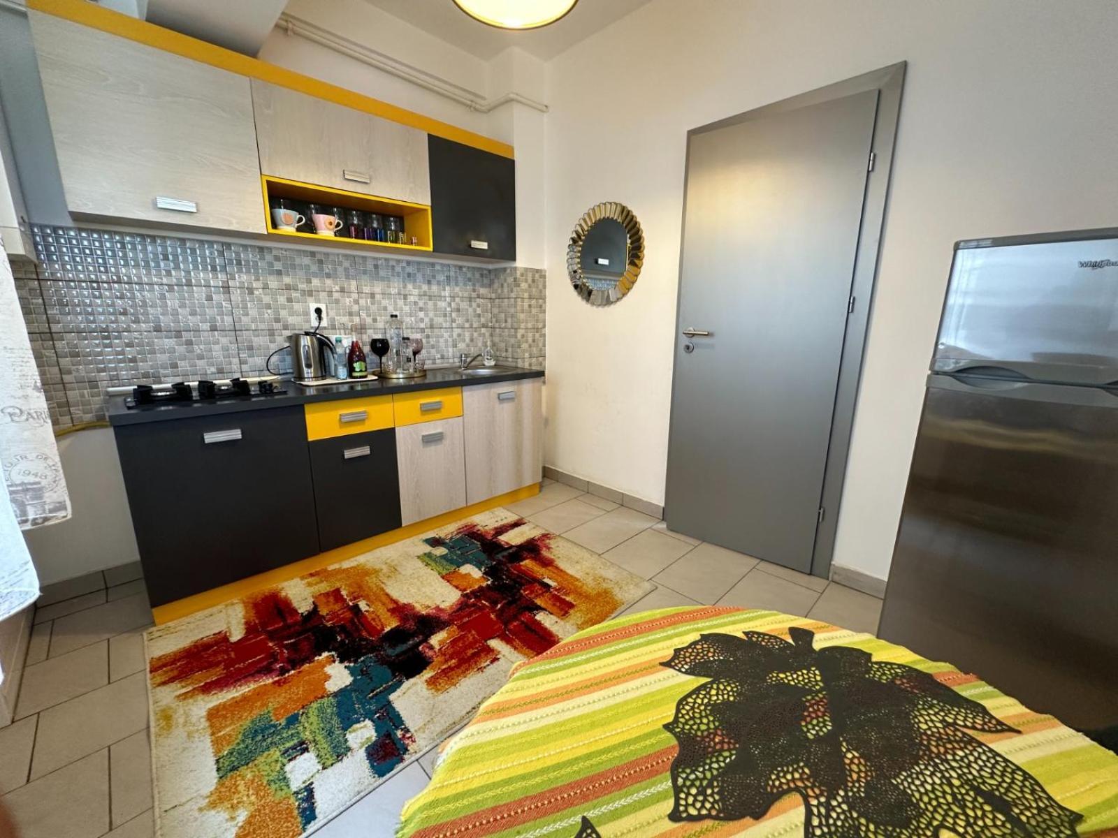 Apartamento Downtown "Rendez-Vous" Luxury Bacău Exterior foto