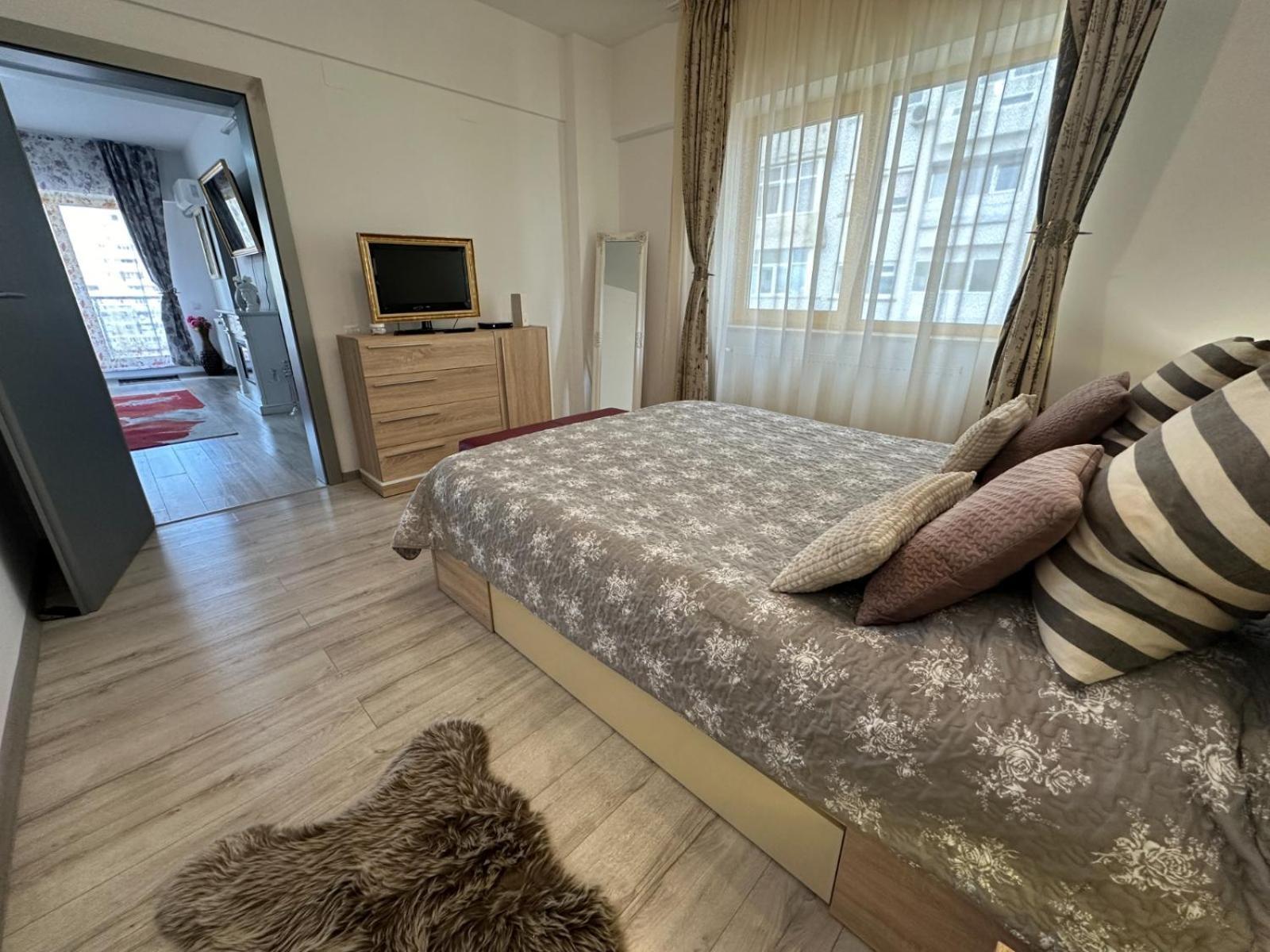 Apartamento Downtown "Rendez-Vous" Luxury Bacău Exterior foto