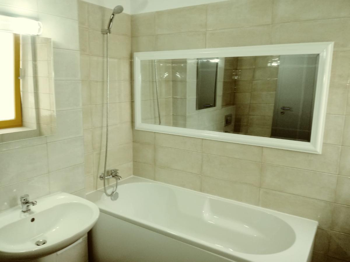 Apartamento Downtown "Rendez-Vous" Luxury Bacău Exterior foto
