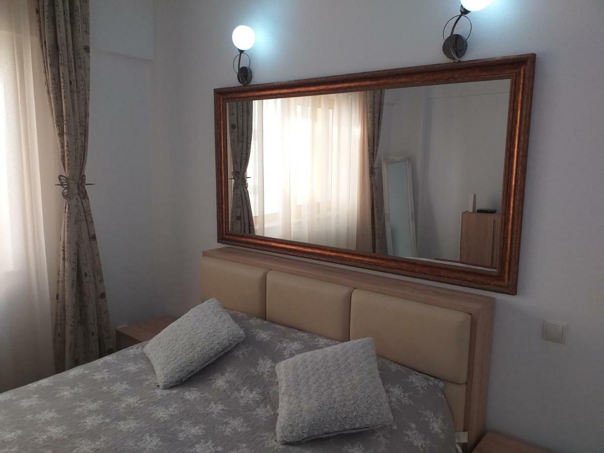 Apartamento Downtown "Rendez-Vous" Luxury Bacău Exterior foto