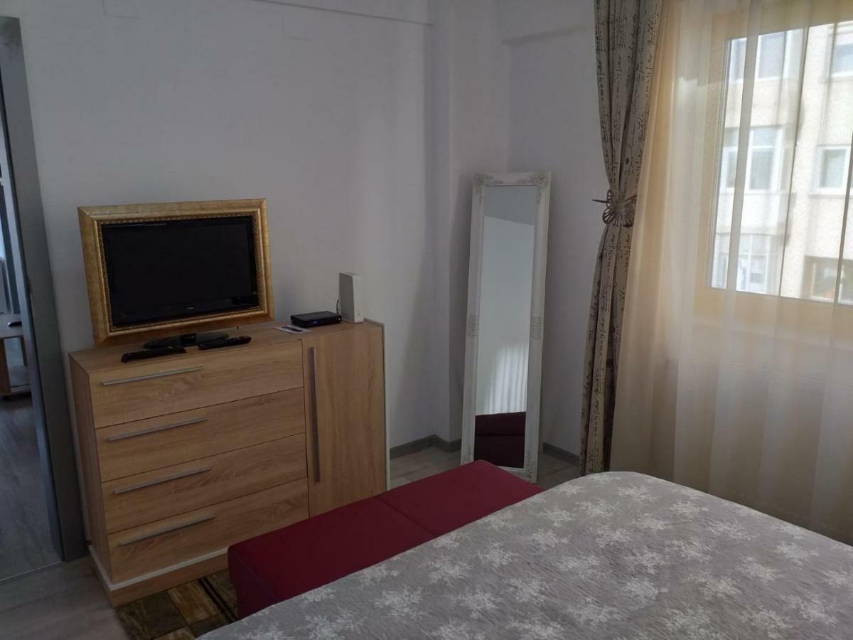Apartamento Downtown "Rendez-Vous" Luxury Bacău Exterior foto